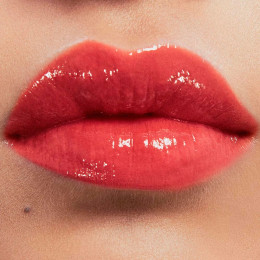 Сияющая помада YSL Loveshine