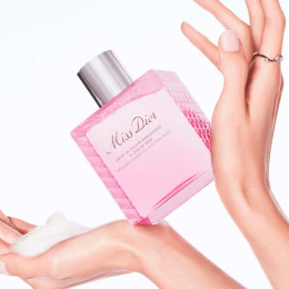 Нежный гель для душа с розовой водой Miss Dior Shower Gel