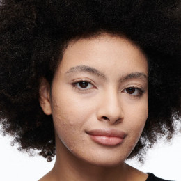 Подсвечивающий консилер Studio Radiance 24HR Luminous Lift Concealer