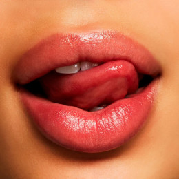 Бальзам для губ Glow Play