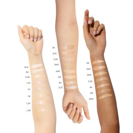 Тональный крем для лица с сияющим финишем Dior Forever Skin Glow 20 PA+++