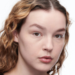 Подсвечивающий консилер Studio Radiance 24HR Luminous Lift Concealer