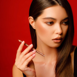 Карандаш для глаз