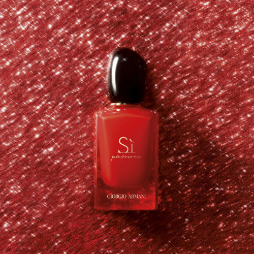 Парфюмерная вода Si Passione Intense