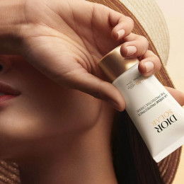 Солнцезащитный крем для лица SPF30 Dior Solar