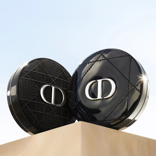 Матовый футляр для кушона Dior Forever Matte Case