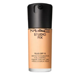 Тональная основа Studio Fix ​Fluid SPF 15 24HR Matte Foundation + Oil Control