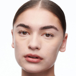 Подсвечивающий консилер Studio Radiance 24HR Luminous Lift Concealer