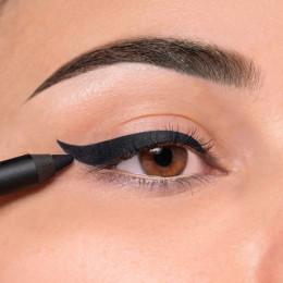 Карандаш для век Soft Eye Liner Waterproof